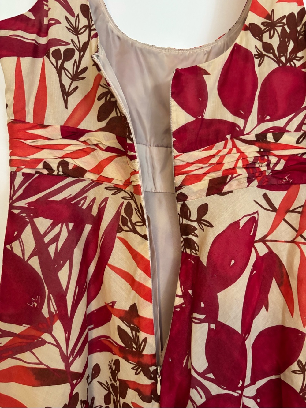 Evan Picone Red and Cream Floral Midi Dress - Picture 5 of 6